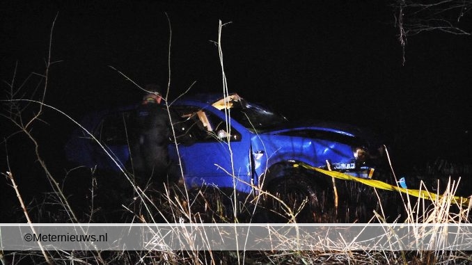 auto te water in dedemsvaart
