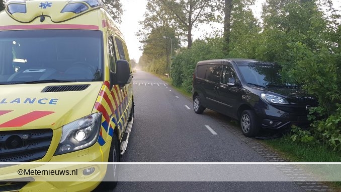 Auto boomNieuwleusen
