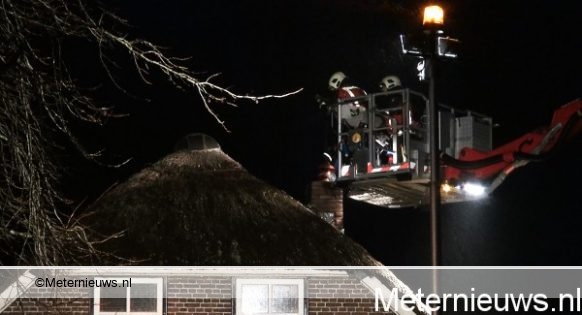 BRANDWEER REDT RIETGEDEKTE BOERDERIJ ASSEN3