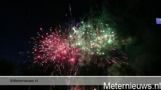vuurwerk.00_00_19_16.Still001