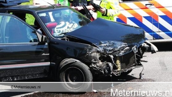 Licht gewonden na ongeval in Groningen.