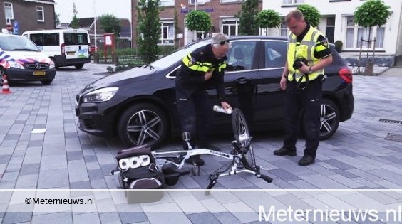 EBIKER GEWOND NA BOTSING MET AUTO IN COEVORDEN3