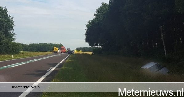 Zwaar gewonde na ongeval op N34 bij Anloo. Zwaar gewonde na ongeval op N34 bij Anloo.