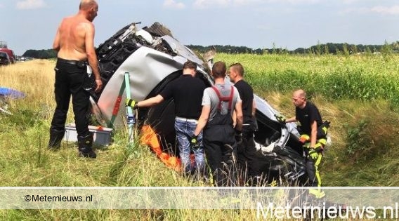 Ernstig ongeval A28 bij Assen. Ernstig ongeval A28 bij Assen.