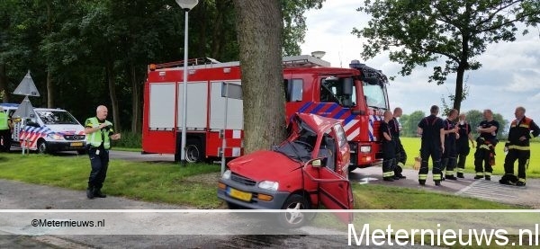 Dodelijk ongeval in Klijndijk. Dodelijk ongeval in Klijndijk.