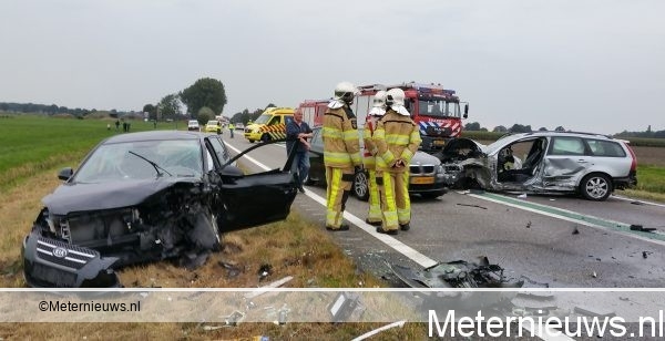 Ernstig ongeval op de N48 bij Balkbrug. Ernstig ongeval op de N48 bij Balkbrug.