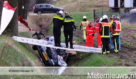 Dodelijk ongeval op Slenerweg bij Emmen.