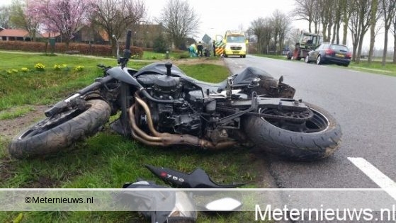 Motorrijder zwaar gewond na ongeval in Ruinerwold.