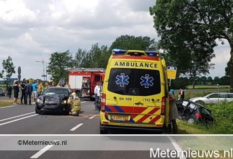auto's botsen in Vollenhove