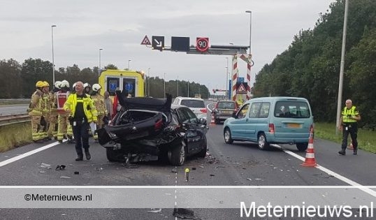Vier gewonden bij ongeval op A28 tussen De Punt en Vries. Vier gewonden bij ongeval op A28 tussen De Punt en Vries.