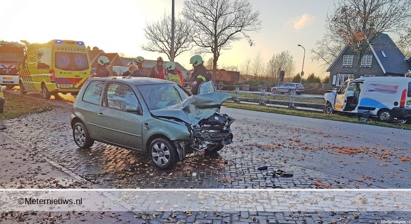 Frontale aanrijding Bovensmilde. Frontale aanrijding Bovensmilde.