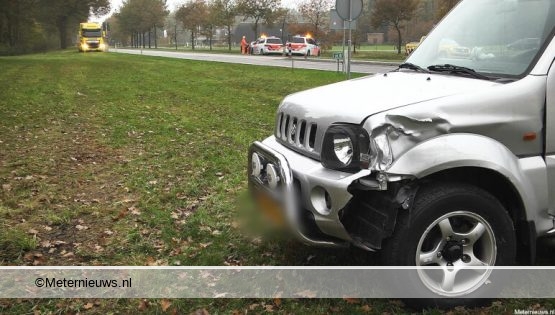 Gewonde na kop staart aanrijding 3 auto’s op n34 in Hardenberg. Gewonde na kop staart aanrijding 3 auto’s op n34 in Hardenberg.