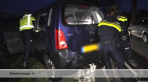 Gewonde en zware schade na ongeval in Dalfsen. Gewonde en zware schade na ongeval in Dalfsen.