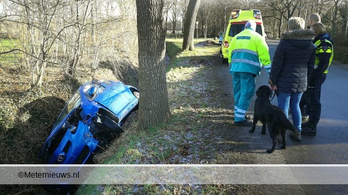 AUTO DE SLOOT IN IN PESSE3