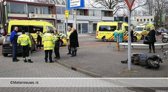 Scooterrijder aangereden Weerdingerstraat Emmen. Scooterrijder aangereden Weerdingerstraat Emmen.