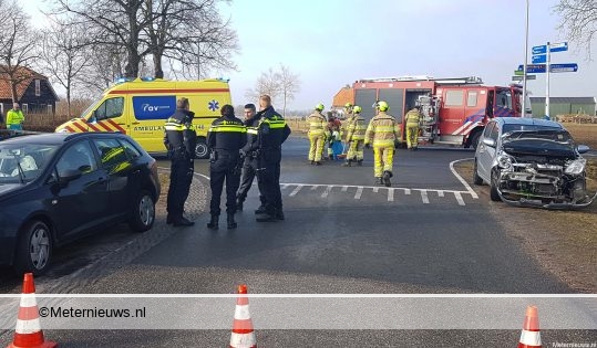 Gewonde na aanrijding in Dalmsholte. Gewonde na aanrijding in Dalmsholte.
