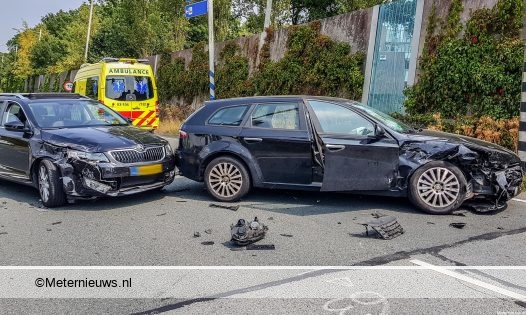 Drie auto’s vernield en een gewonde na ongeval in Assen.