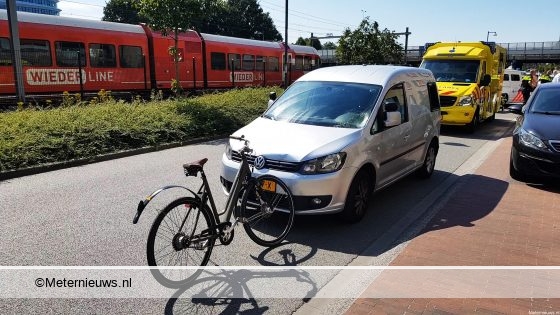 Ernstig ongeval tussen tram en auto in Utrecht. Ernstig ongeval tussen tram en auto in Utrecht.