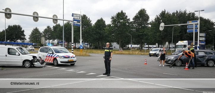 Verkeerslichten defekt ..Ongeval met gewonde in Emmen. Verkeerslichten defekt ..Ongeval met gewonde in Emmen.