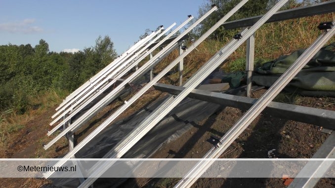 TACHTIG ZONNEPANELEN GESTOLEN GELUIDSWAL A7 TOLBERT0