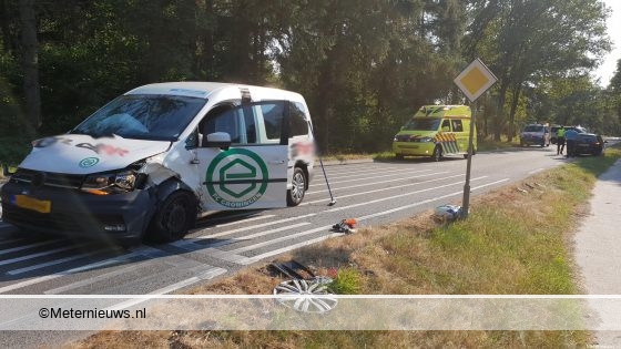 Personen busje fc Groningen betrokken bij ongeval in Norg.