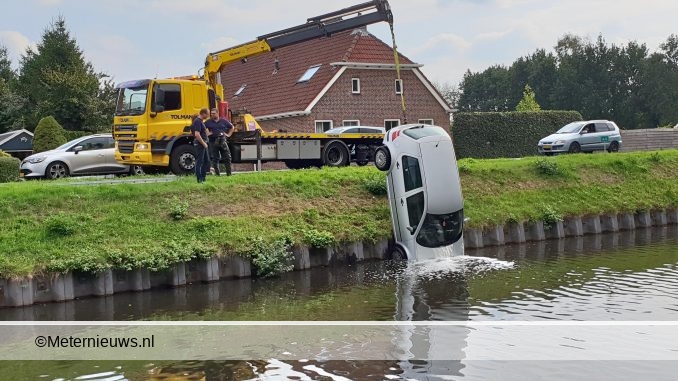 AUTO TE WATER IN BOVENSMILDE4