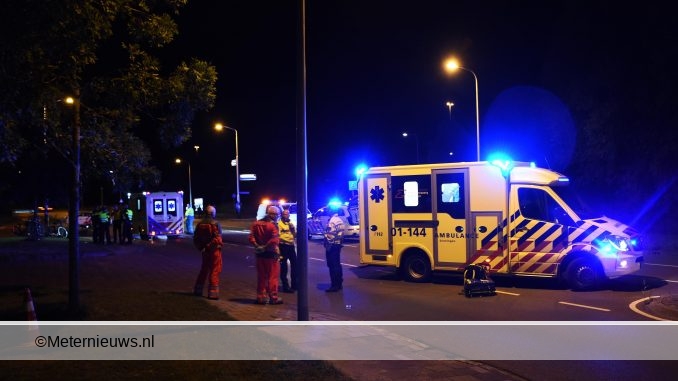 automobilist rijdt door na ongeval Groningen 3 zwaar gewonden