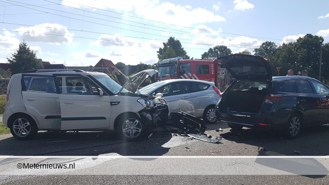 autos opelkaar in hardenberg
