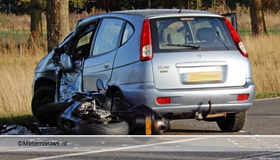 Ernstig ongeval afrit A37 Veenoord. Ernstig ongeval afrit A37 Veenoord.