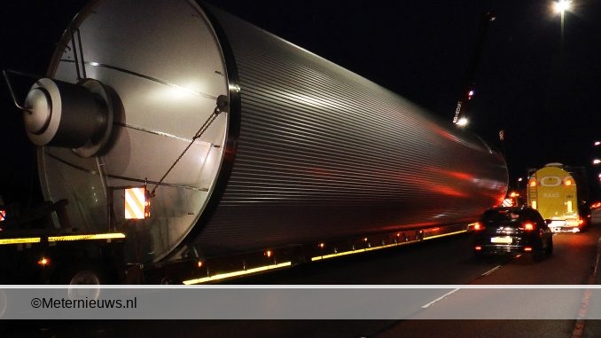 GIGANTISCHE SILO VORO DOC KAAS IN HOOGEVEEN2