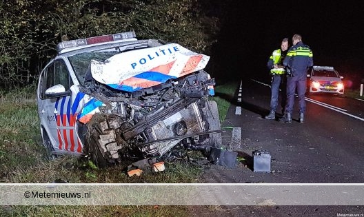 Ernstig ongeval met politieauto Dwingeloo. Ernstig ongeval met politieauto Dwingeloo.