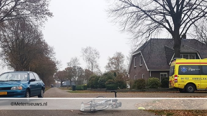 FIETSER GEWOND NA BOTSIG MET AUTO IN DE KRIM