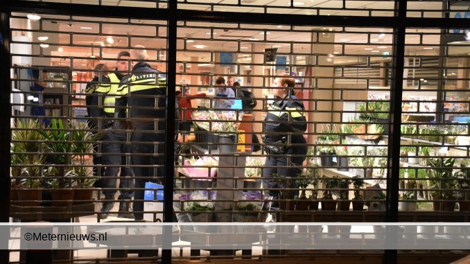 OVERVAL OP SUPERMARKT GRONINGEN