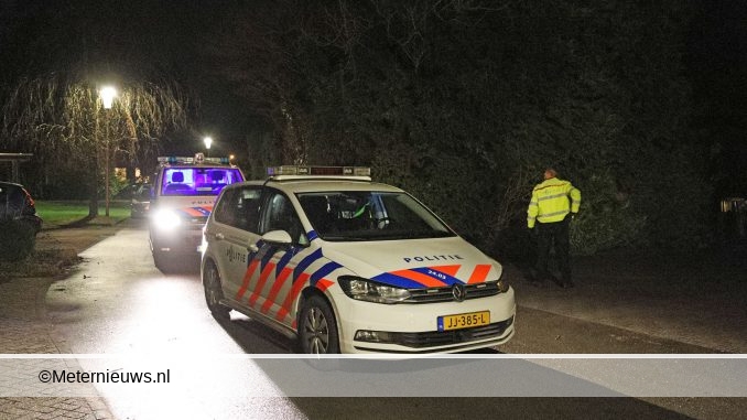 WAARSCHUWINGSSCHOT BIJ AANHOUDING INBREKERS IN VEENDAM4
