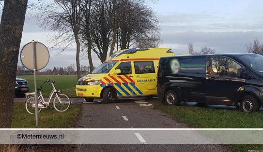 Fietsster gewond na ongeval in Ruinerwold.