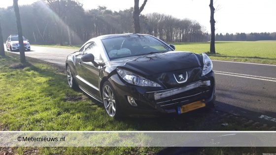 Twee gewonden na ongeval in Eursinge. Twee gewonden na ongeval in Eursinge.