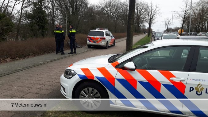 VOETGANGER AANGEREDEN DOOR POLITIEWAGEN IN HOOGEVEEN