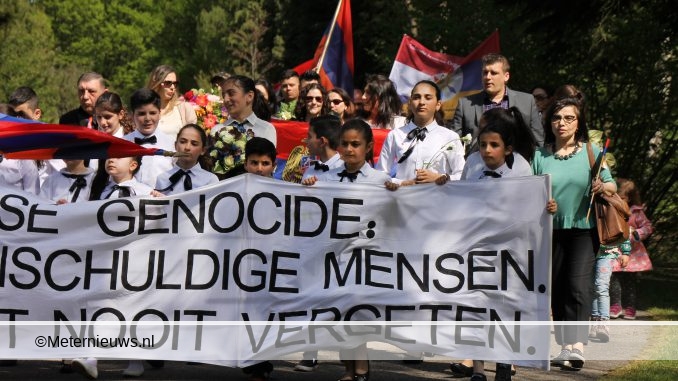 ARMEENSE GENOCIDE IN ASSEN HERDACHT002