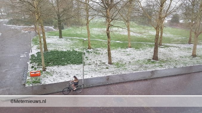 SNEEUW IN HOOGEVEEN5
