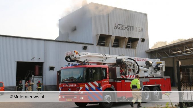 BRAND BIJ BEDRIJF DIE STRO VERWERKT IN WISCHOTEN4