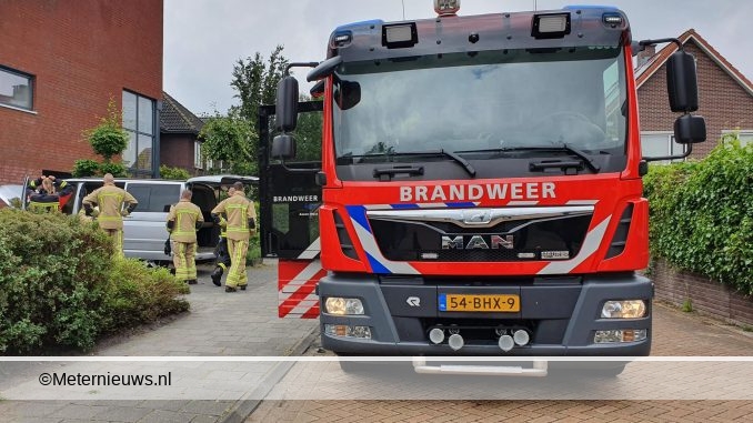 busje in brand in Assen