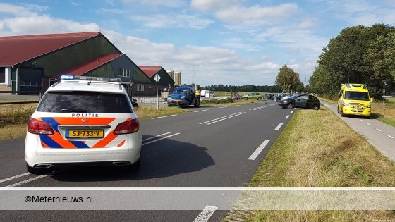 Vrouw gewond na ongeval tussen drie auto’s in Westerbork.