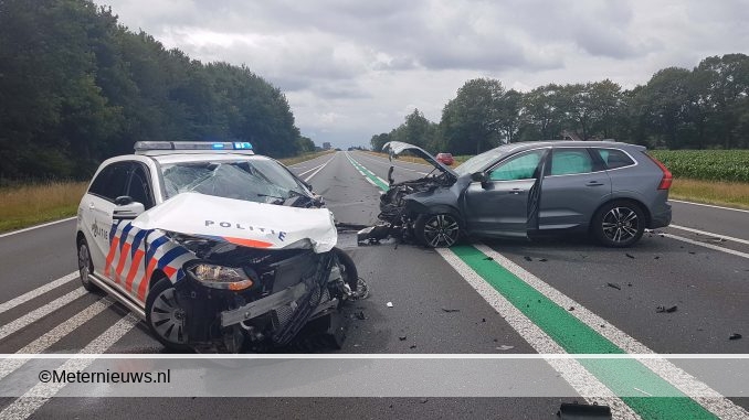 politieautovernieldbotsingwegafzettingCoevorden