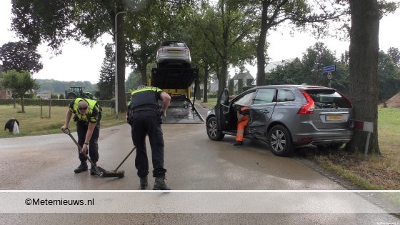 Vier gewonden na ongeval bij Nieuwleusen. Vier gewonden na ongeval bij Nieuwleusen.