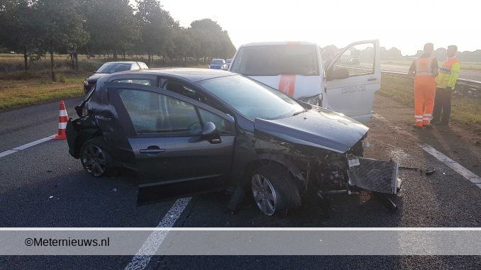 GEWONDE NA ONGEVAL AUTO EN BUSJE OP DE A37 BIJ HOOGEVEEN2