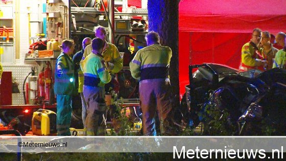 Twee doden bij ernstig ongeval Stadskanaal. Twee doden bij ernstig ongeval Stadskanaal.