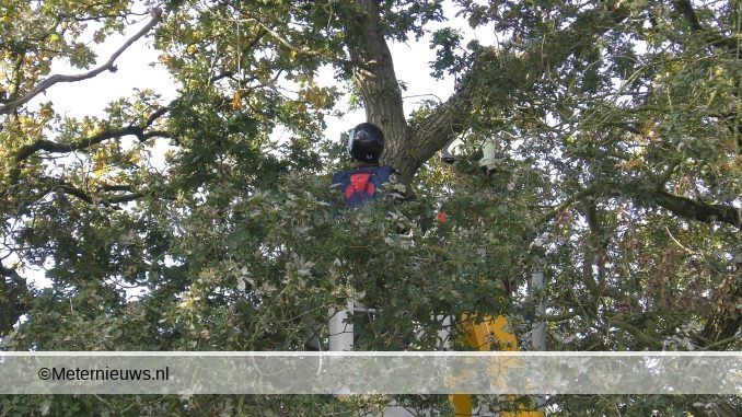 PARACHUTIST IN BOOM ECHTEN4