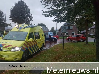 Gewonde na aanrijding in Zuidwolde. Gewonde na aanrijding in Zuidwolde.