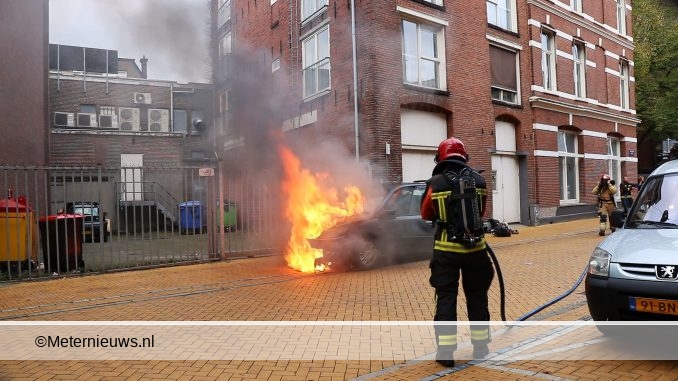 AUTO IN BRAND IN GRONINGEN
