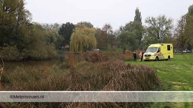 VROUW TE WATER EN GEWOND IN VEENDAM